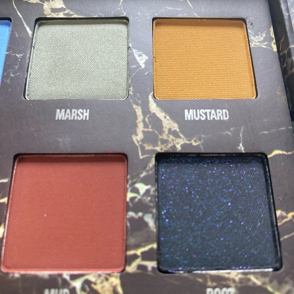 Lime Crime Venus II Eyeshadow pallet - Picture 4 of 4